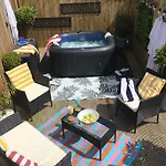 Hillcrest House Self Catering Apartments